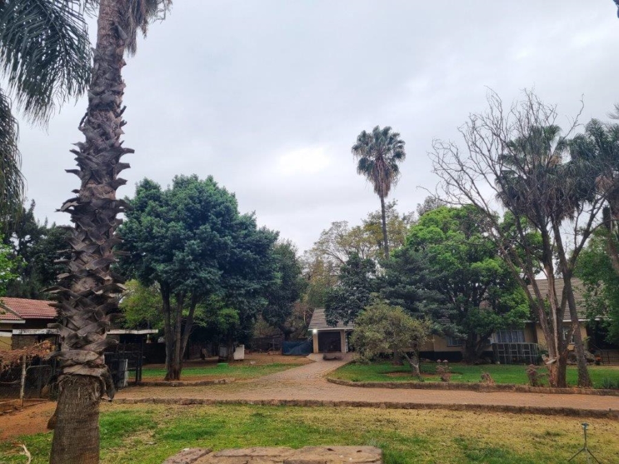 Commercial Property for Sale in Boschfontein A H North West